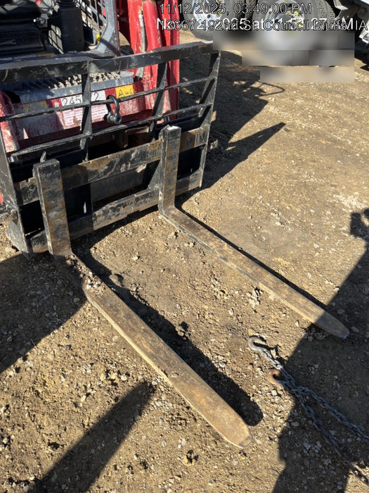 2022 ARROW MATERIAL HANDLING 48" Pallet Forks - Arrow