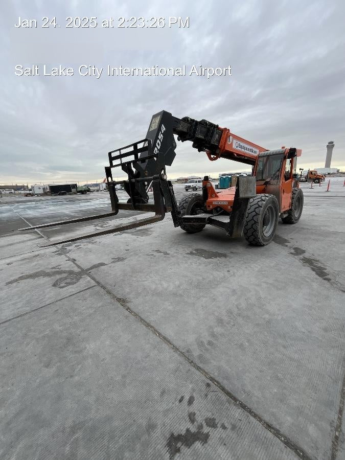 2020 SKYTRAK 12054