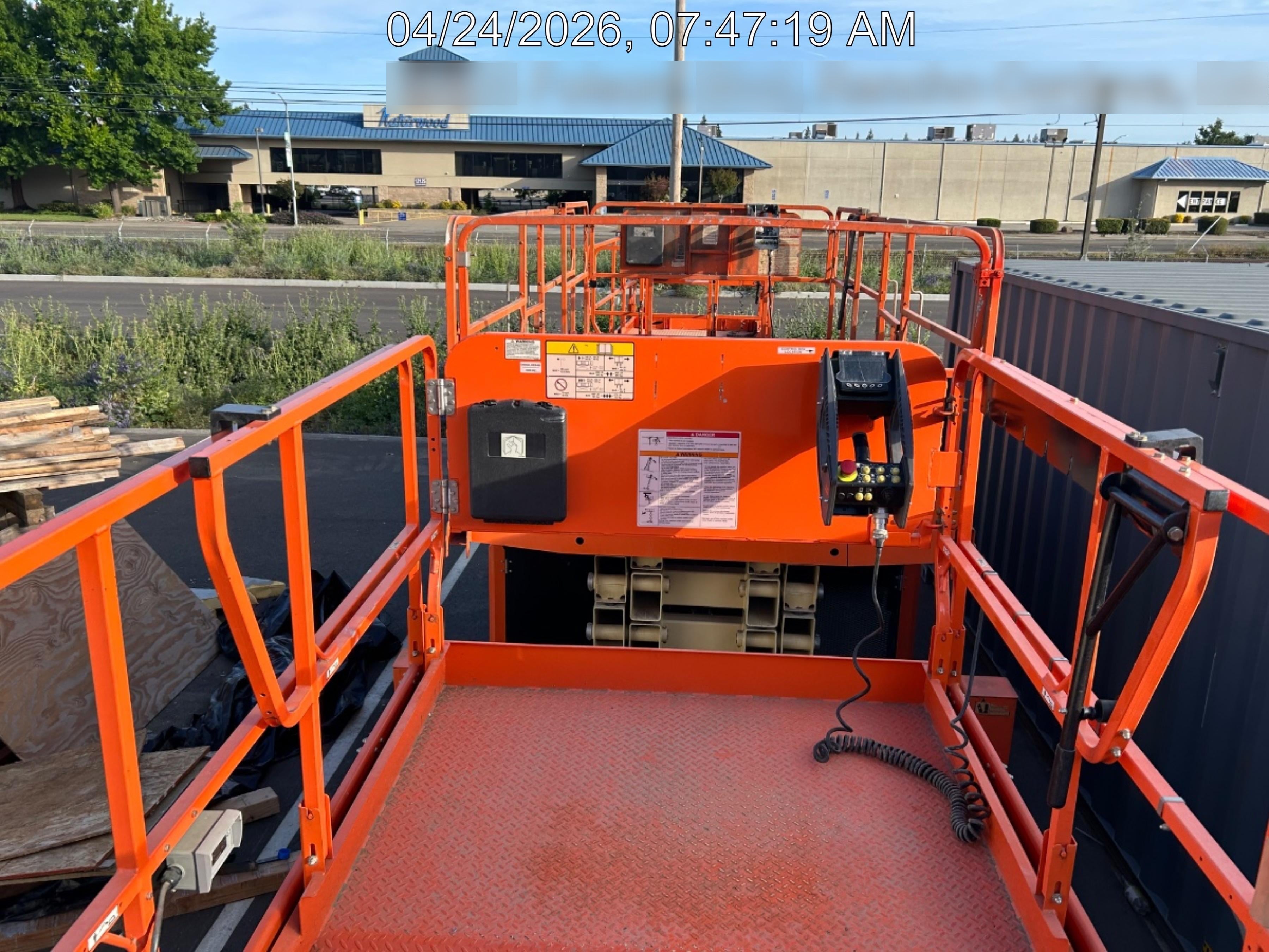 2024 JLG RT4069