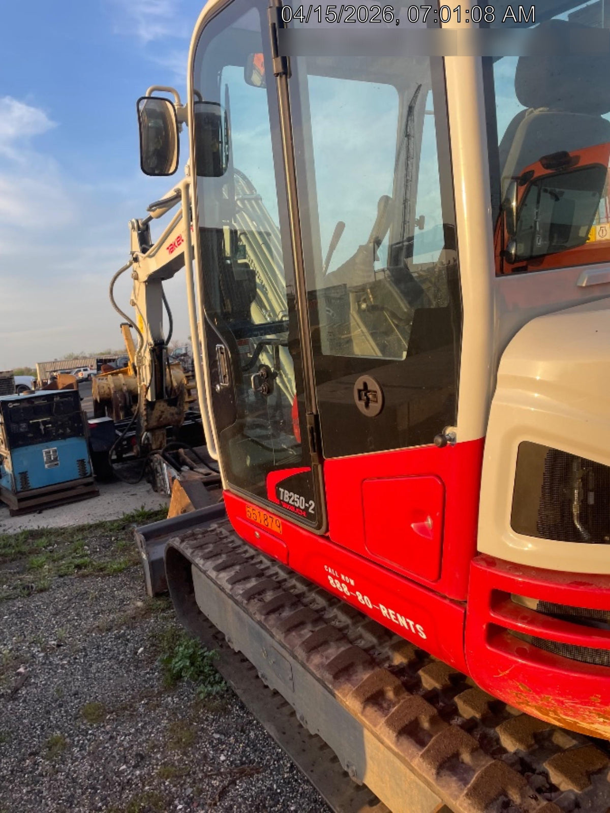 2025 TAKEUCHI TB250-2CR