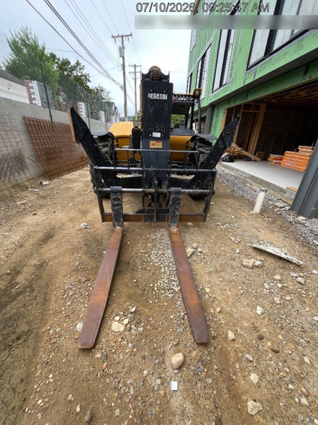 2021 SANY STH1056