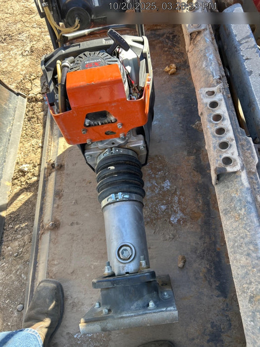 2025 HUSQVARNA LT5005