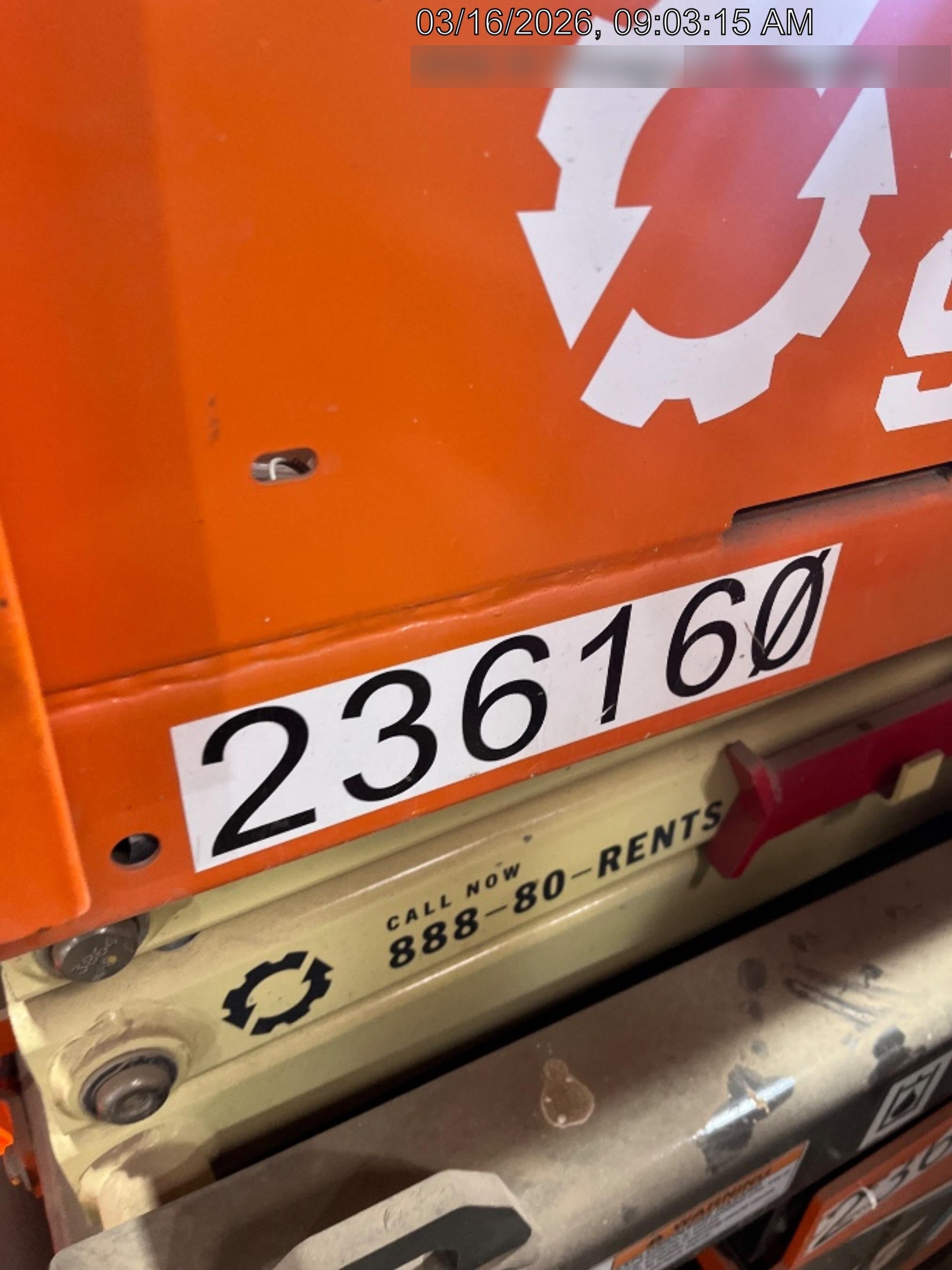 2022 JLG ES1330L