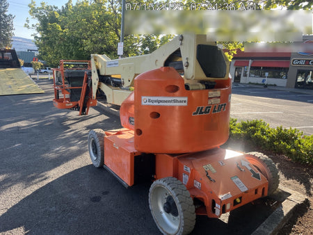 2019 JLG E400AJPN