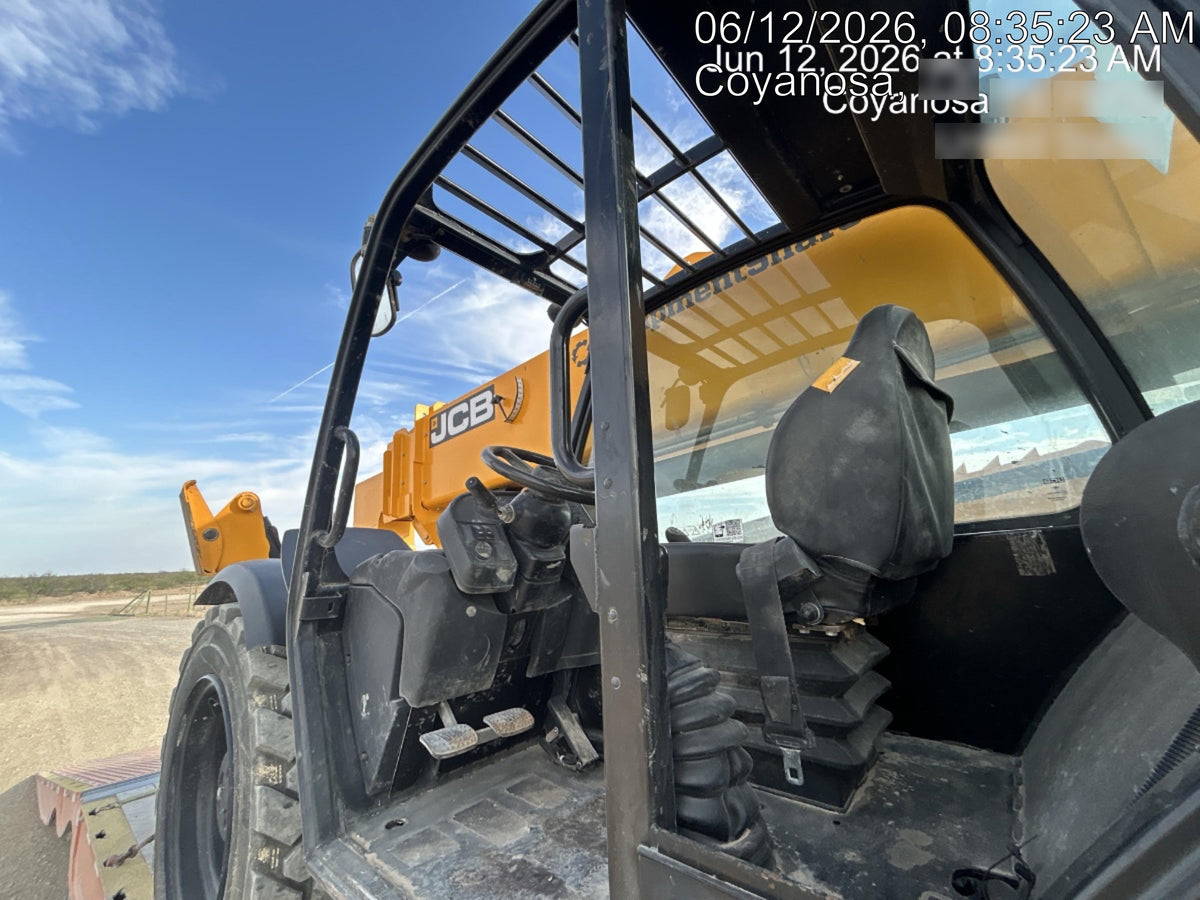 2023 JCB 510-56