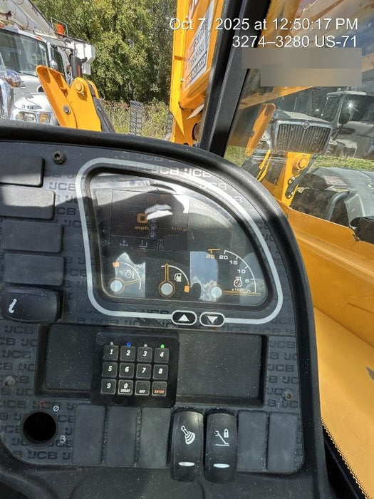 2021 JCB 510-56