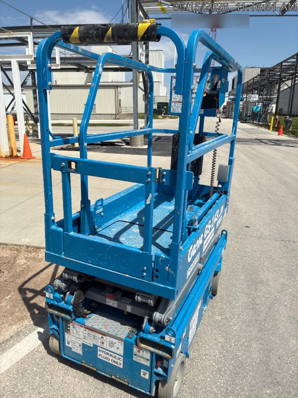 2023 GENIE GS-1432