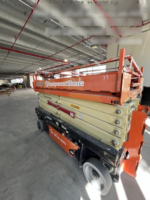 2022 JLG R4045