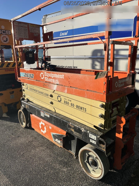 2022 JLG ES2632