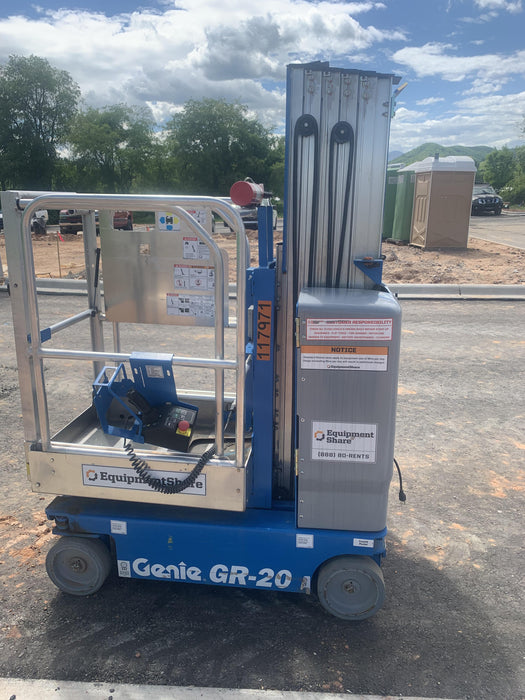 2020 GENIE GR-20