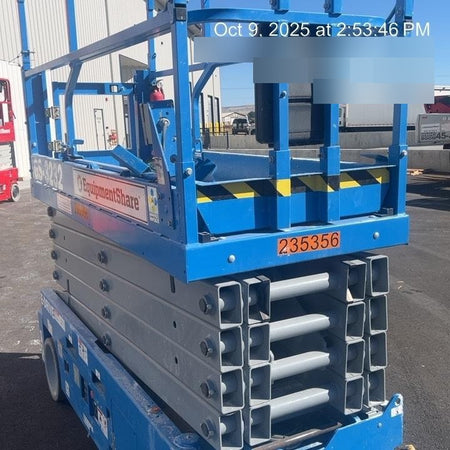 2022 GENIE GS-3232