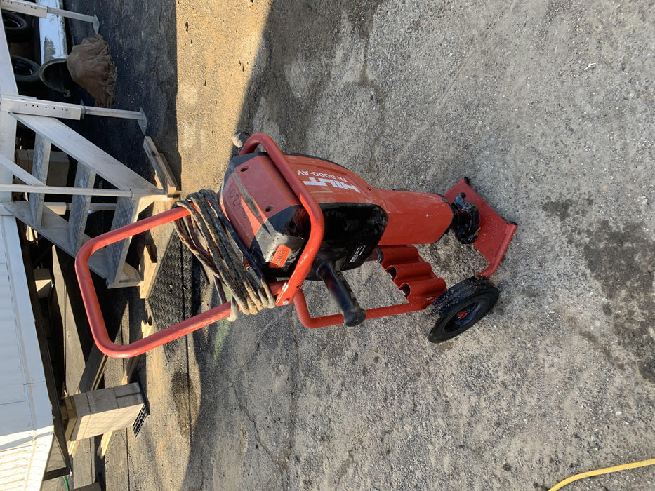 2020 HILTI TE 3000-AVR
