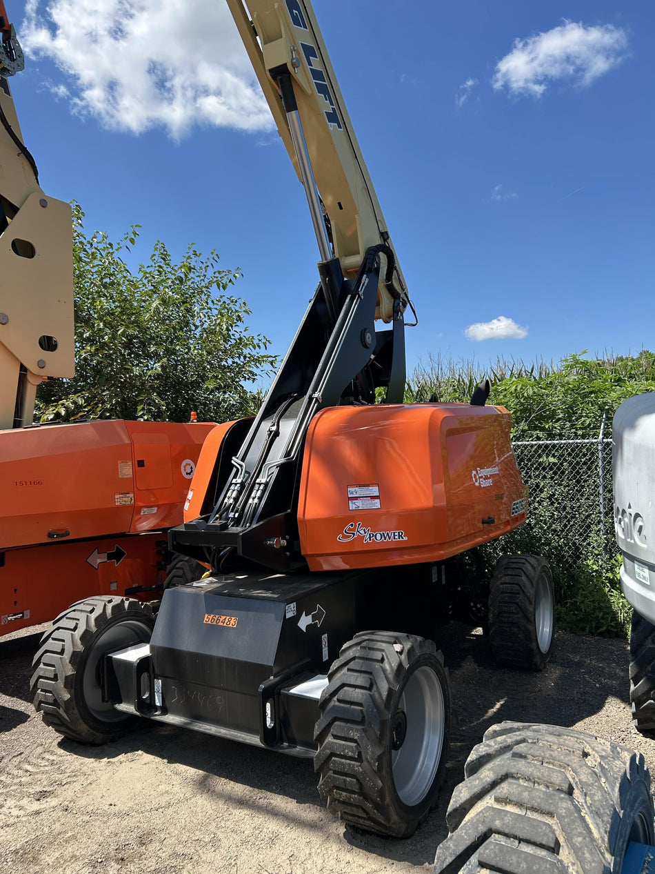 2025 JLG 660SJ