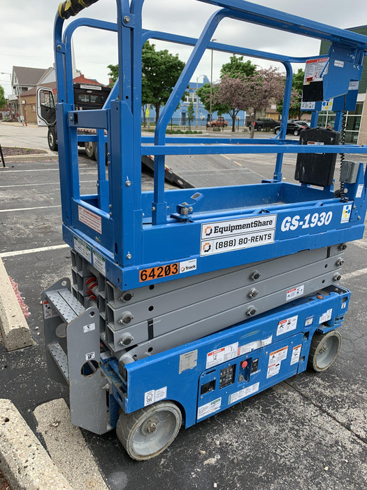 2020 Genie GS-1930 Solid Non Marking Tires, Beacon, Folding rails with half height swing gate