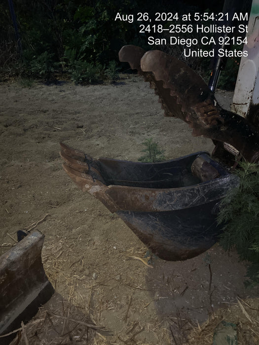 2024 STEEL UNLIMITED 12" Bucket, Mini Excavator. Steel Unlimited