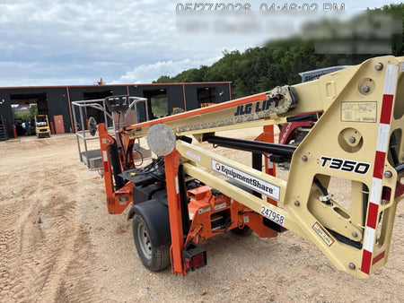 2022 JLG T350