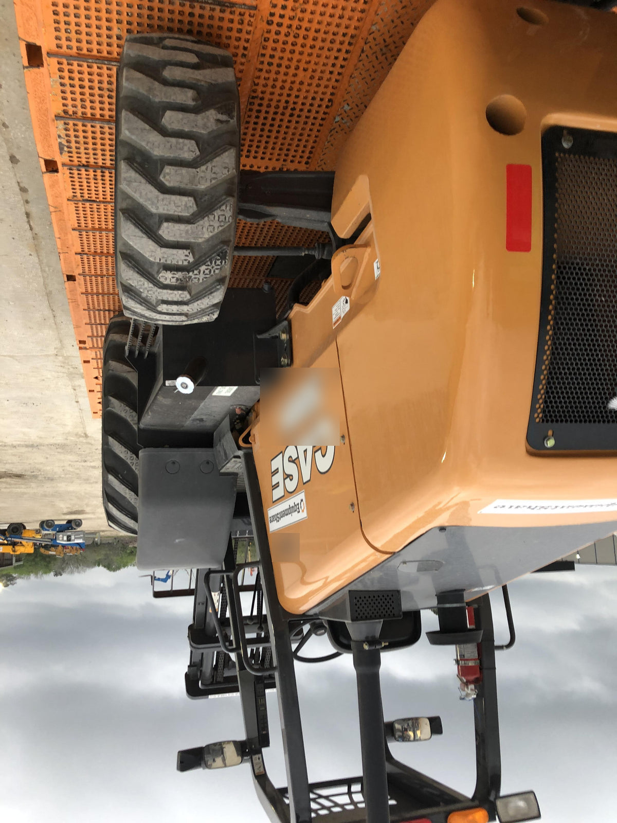2019 CASE 588H