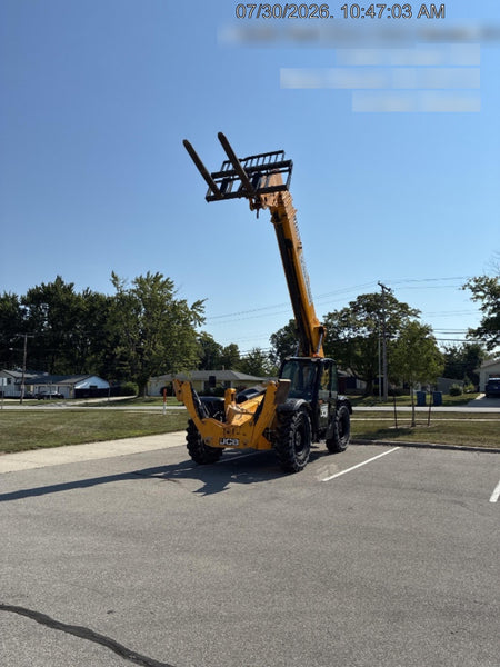 2022 JCB 510-56