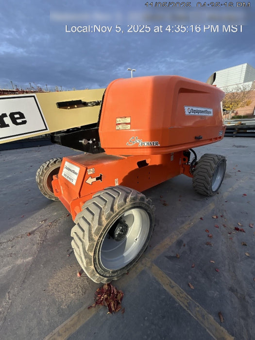 2020 JLG 600S