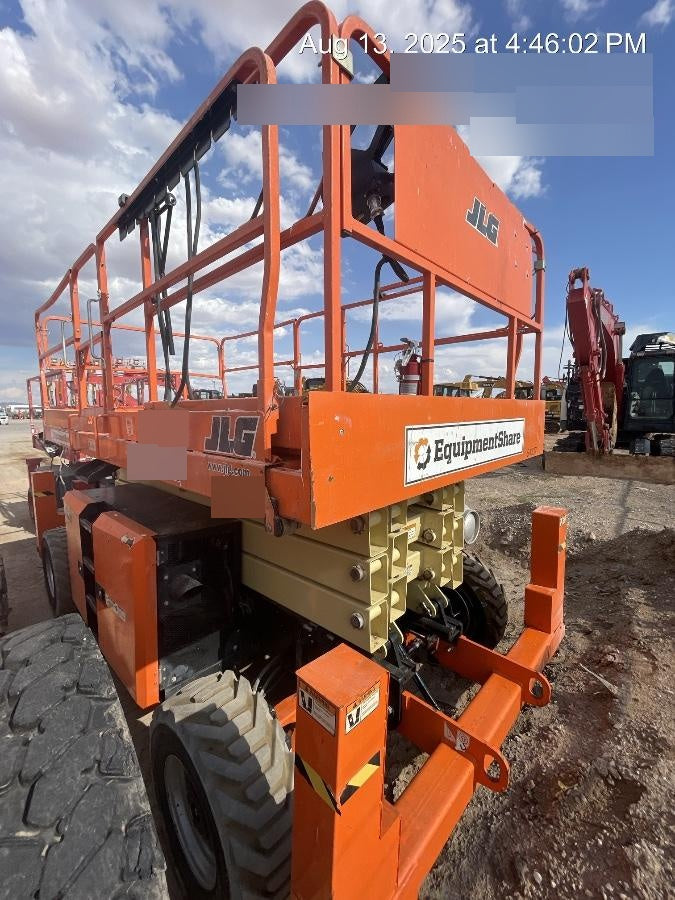 2020 JLG 430LRT