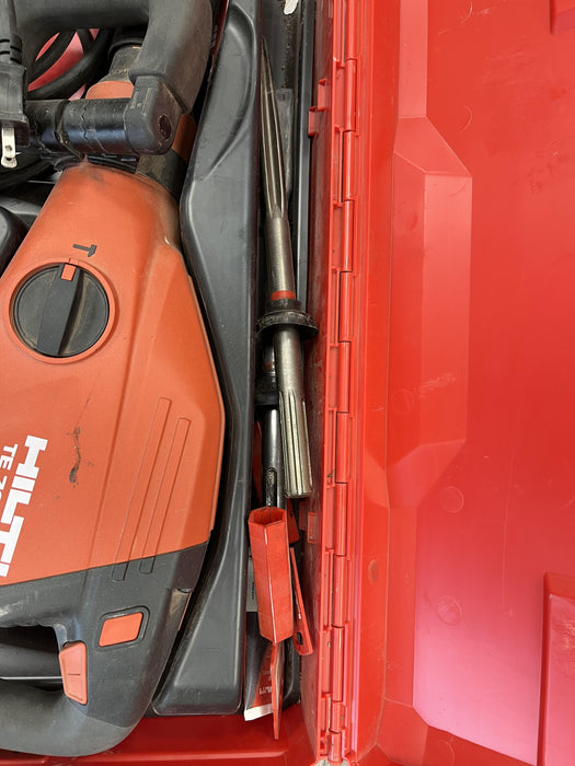 2019 HILTI TE 700-AVR