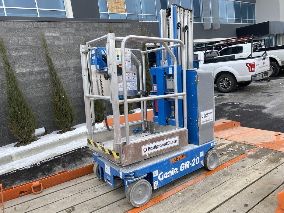 2021 GENIE GR-20