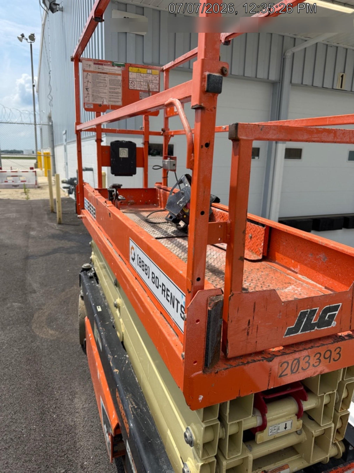 2022 JLG ES2632