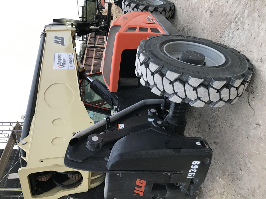 2019 JLG 1255 JLG 1255 T4F w/Full Cab, HVAC, Solid Tires, Work Lights/Beacon, 60" Carriage/Forks