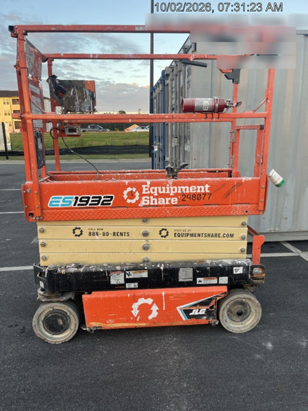 2023 JLG ES1932