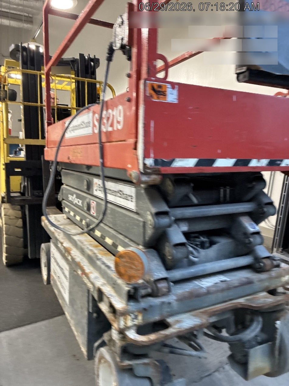 2020 Skyjack SJIII-3219 High Rail, Solid NM Tires, Half height spring hinged entry gate, Dual Beacons, 800W Inverter