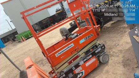 2022 JLG ES1330L