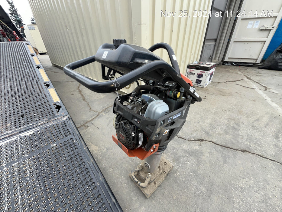 2024 HUSQVARNA LT5005