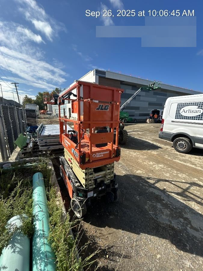 2022 JLG ES1932