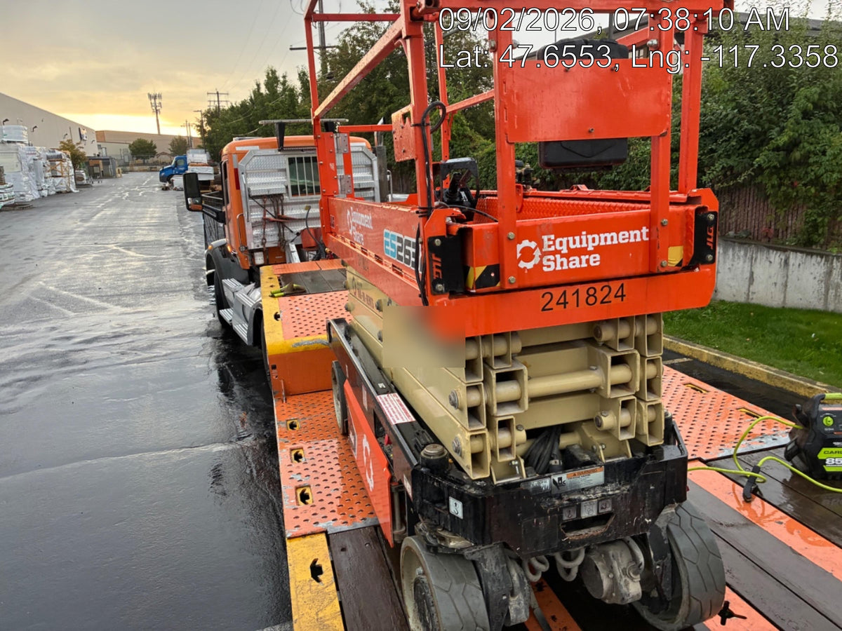 2022 JLG ES2632