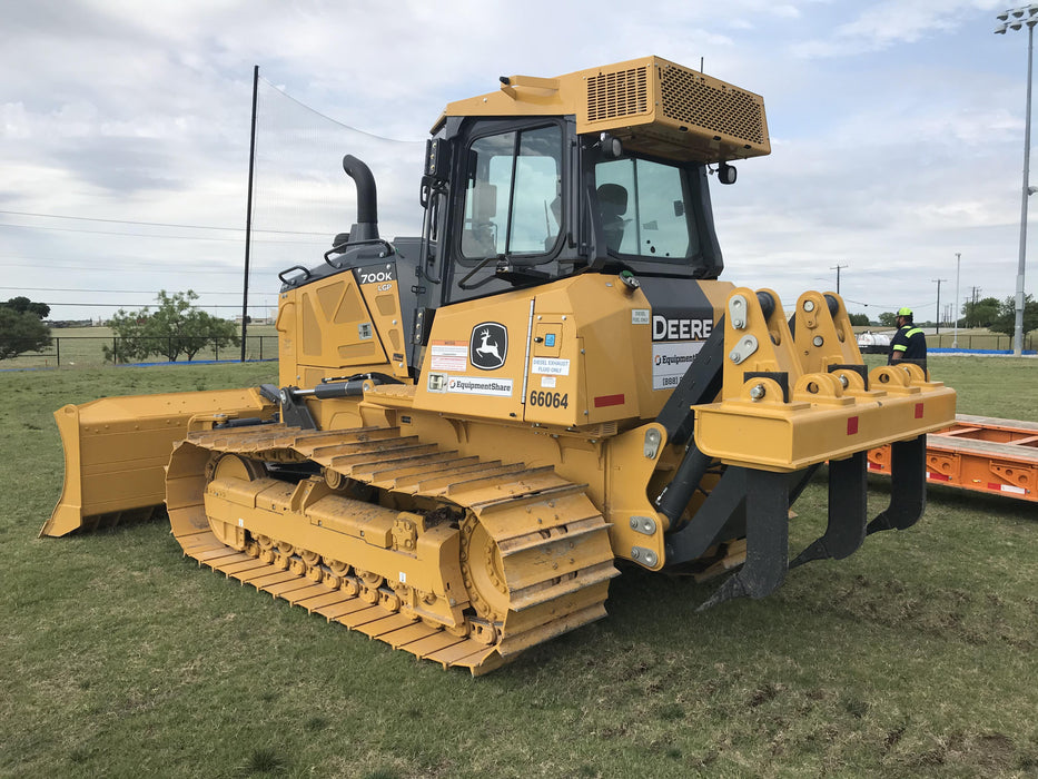 2020 JOHN DEERE 700K