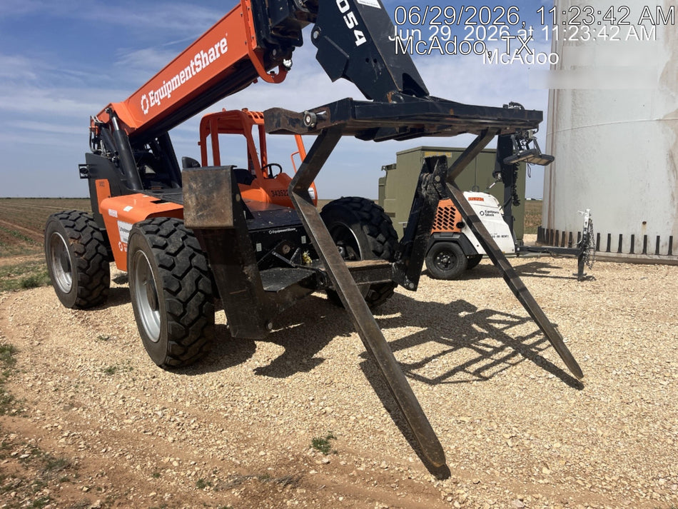 2023 SKYTRAK 10054