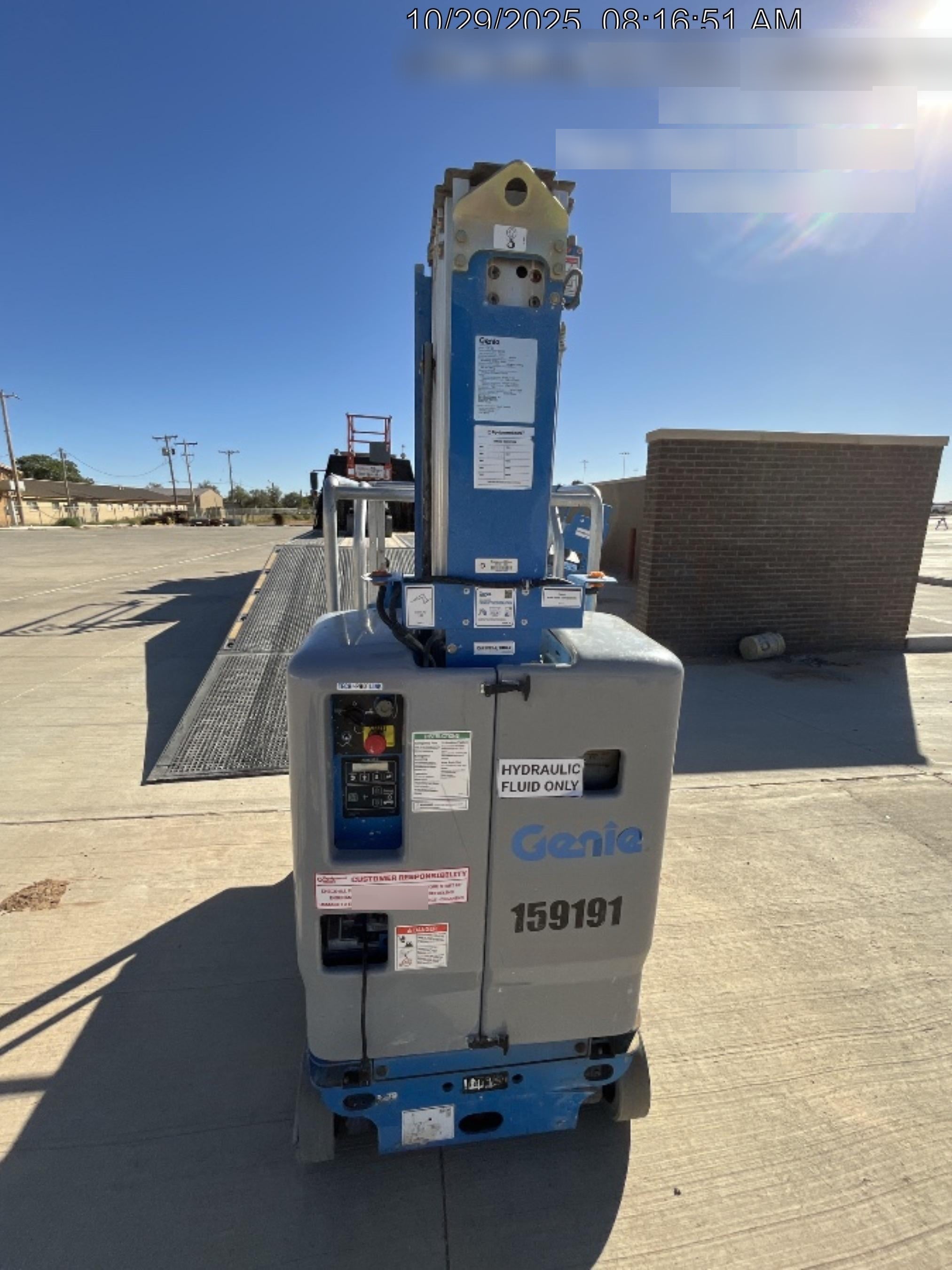 2021 GENIE GR-20