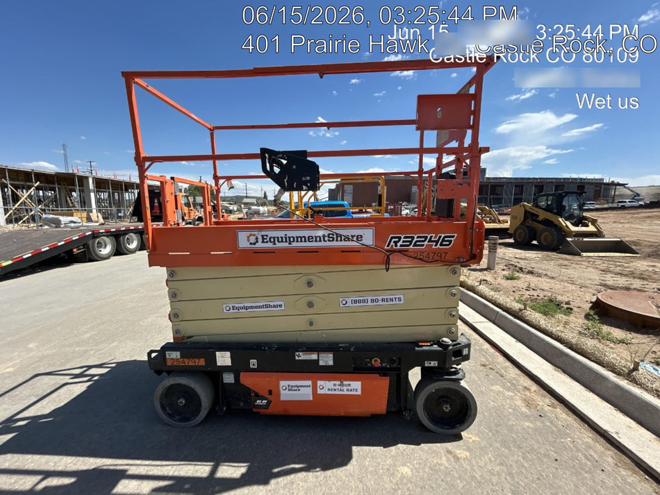 2022 JLG R3246