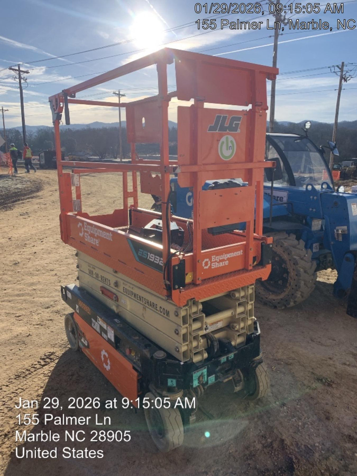 2025 JLG ES1932