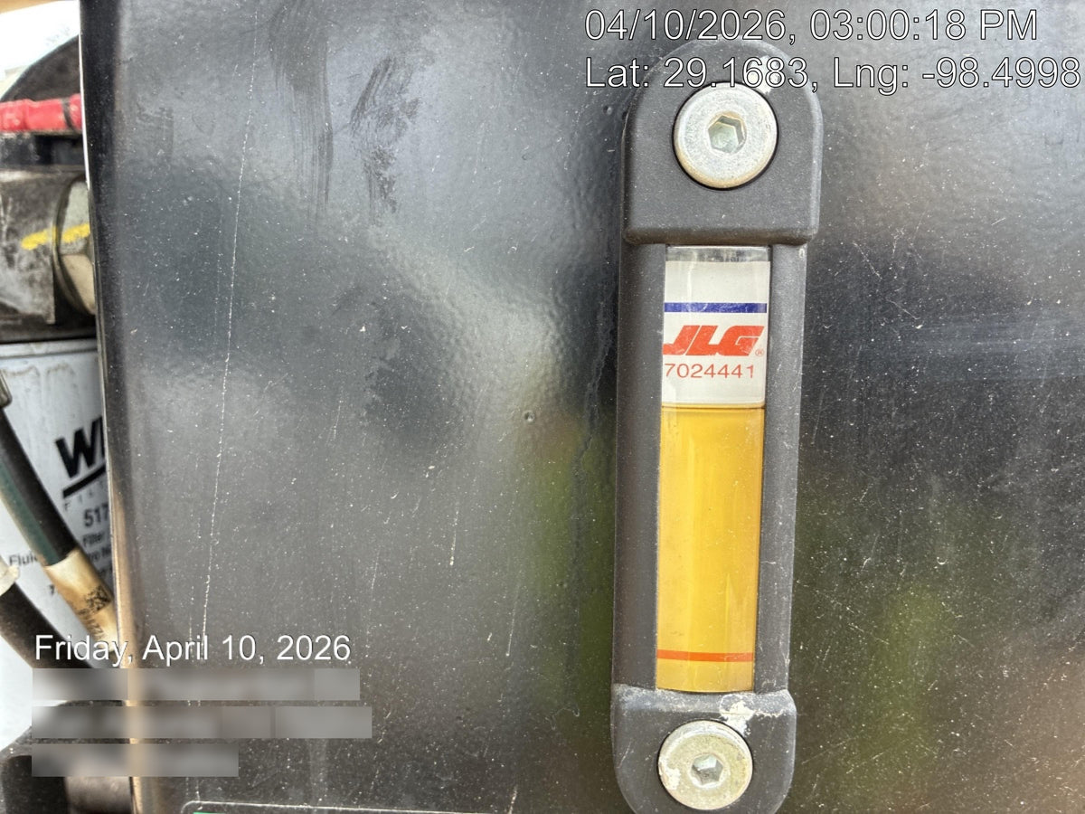 2021 JLG 600AJ