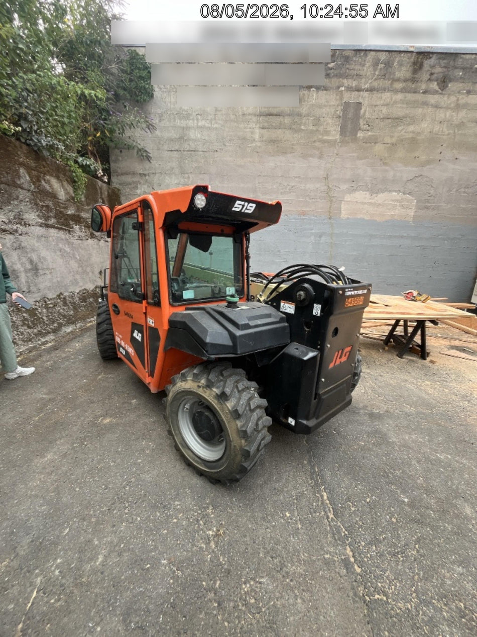 2025 JLG 519