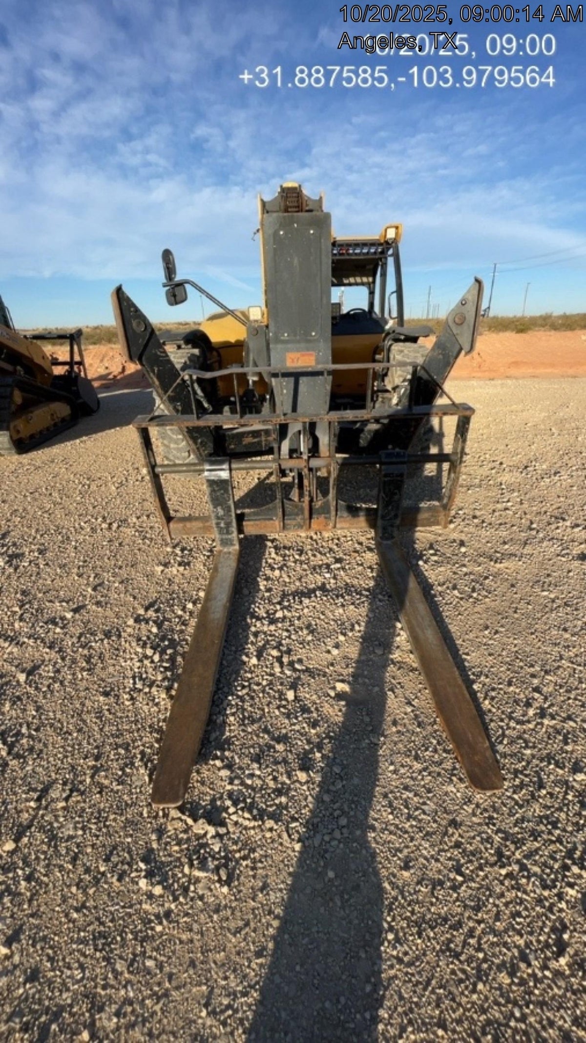 2021 SANY STH1056
