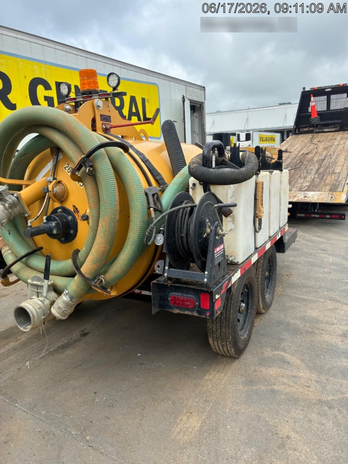 2023 VAC-TRON LP573XDT