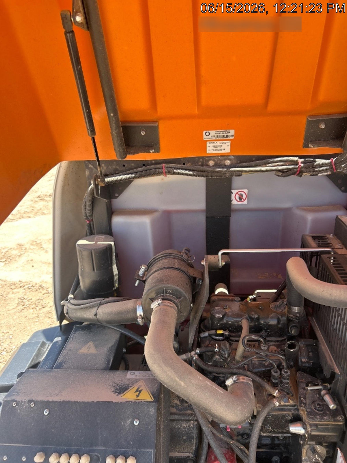 2024 Generac MLT2 Diesel, Flex Switch 120V Input, Powerzone Controller, 
(4) 320W LED Lights, 4kW Generator, 39.9 Gal Fuel Tank, 2" Ball, T3