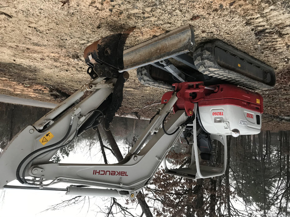 2019 TAKEUCHI TB260