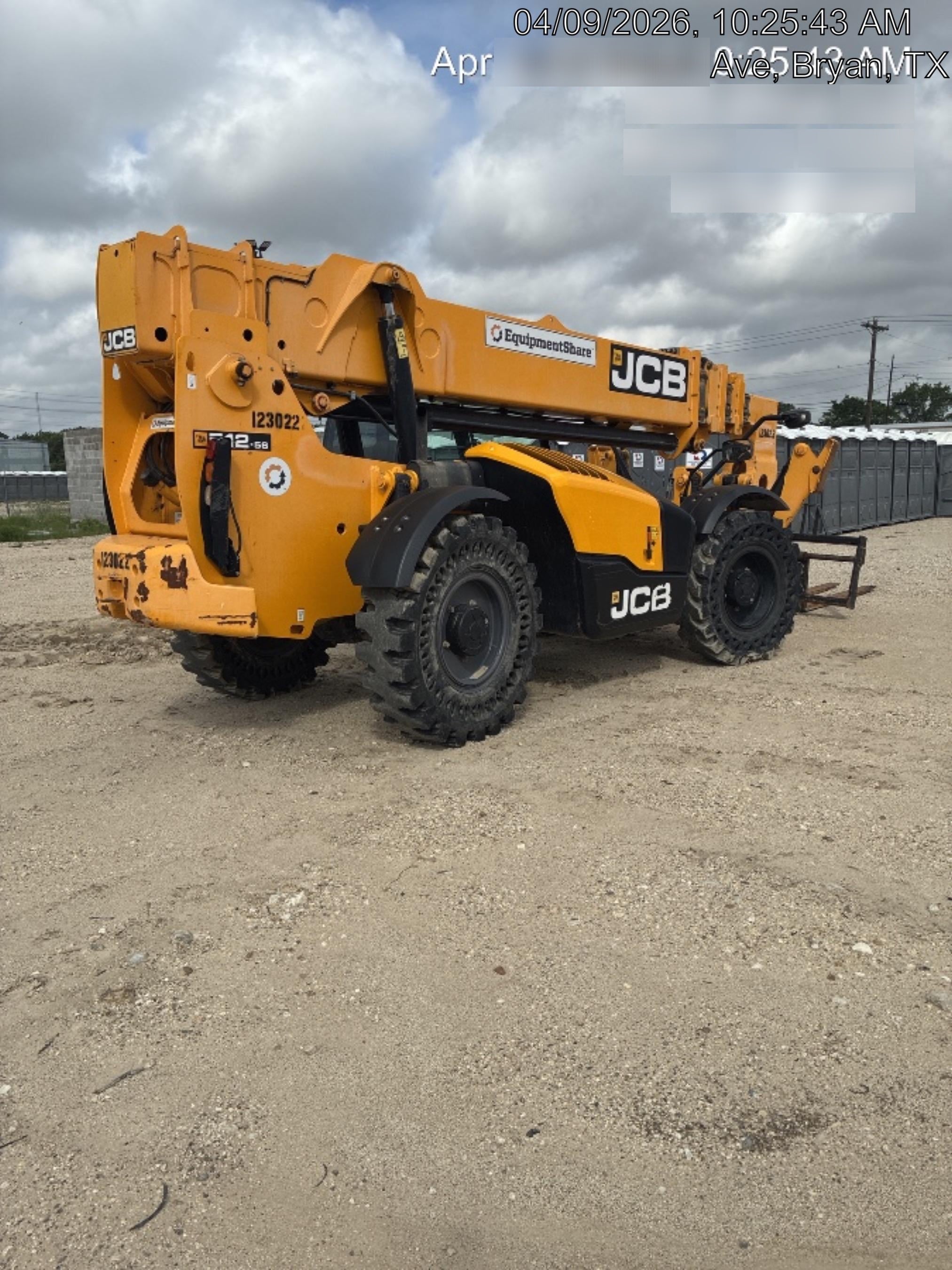 2021 JCB 512-56