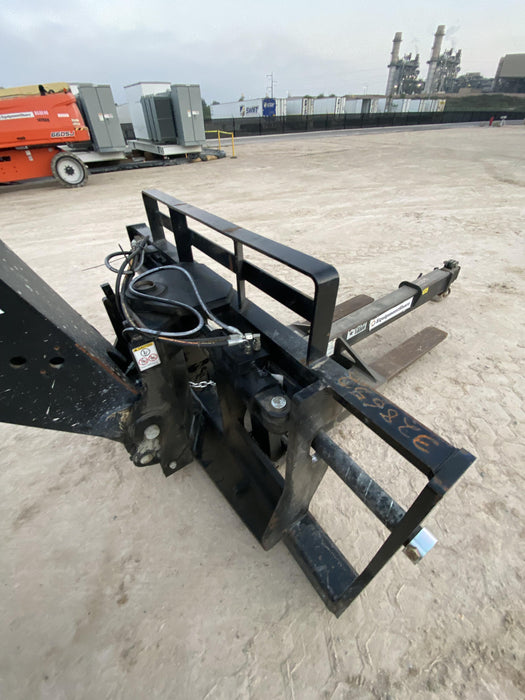 2023 JLG 1001095418S