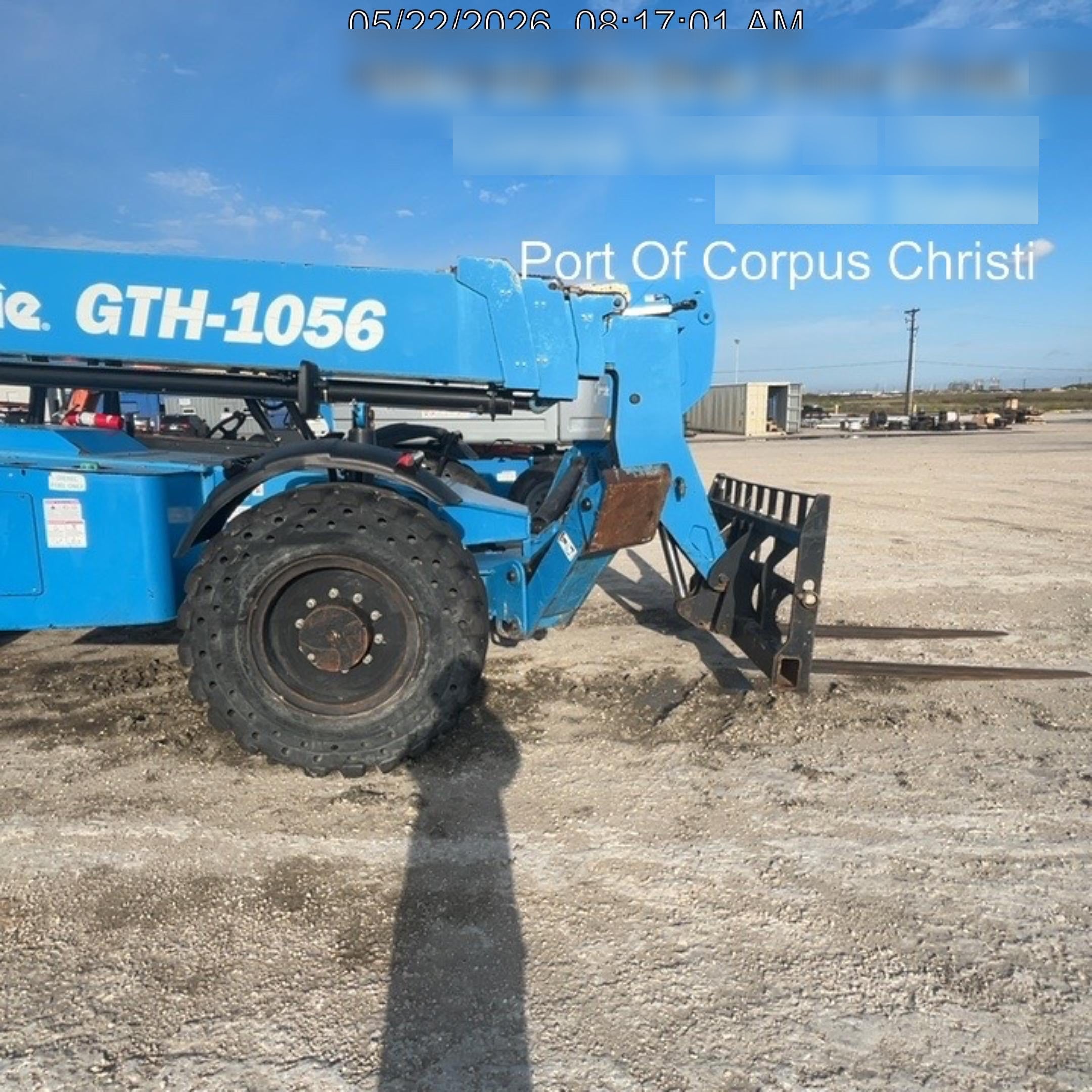 2017 GENIE GTH-1056