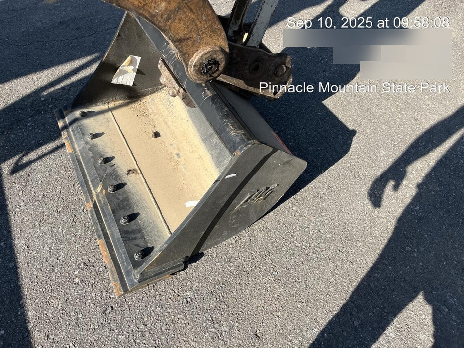 2019 Takeuchi TB260 Takeuchi TB260 Canopy w/Rubber Tracks, Auxiliary Hydraulics, Standard Blade, Manual QC, 12 / 18 / 24" Buckets, Hydraulic Thumb Installed