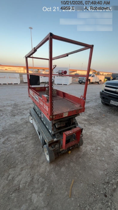 2018 Skyjack SJIII-3219 Skyjack SJIII3219 Scissor Lift w/Trojan Batteries